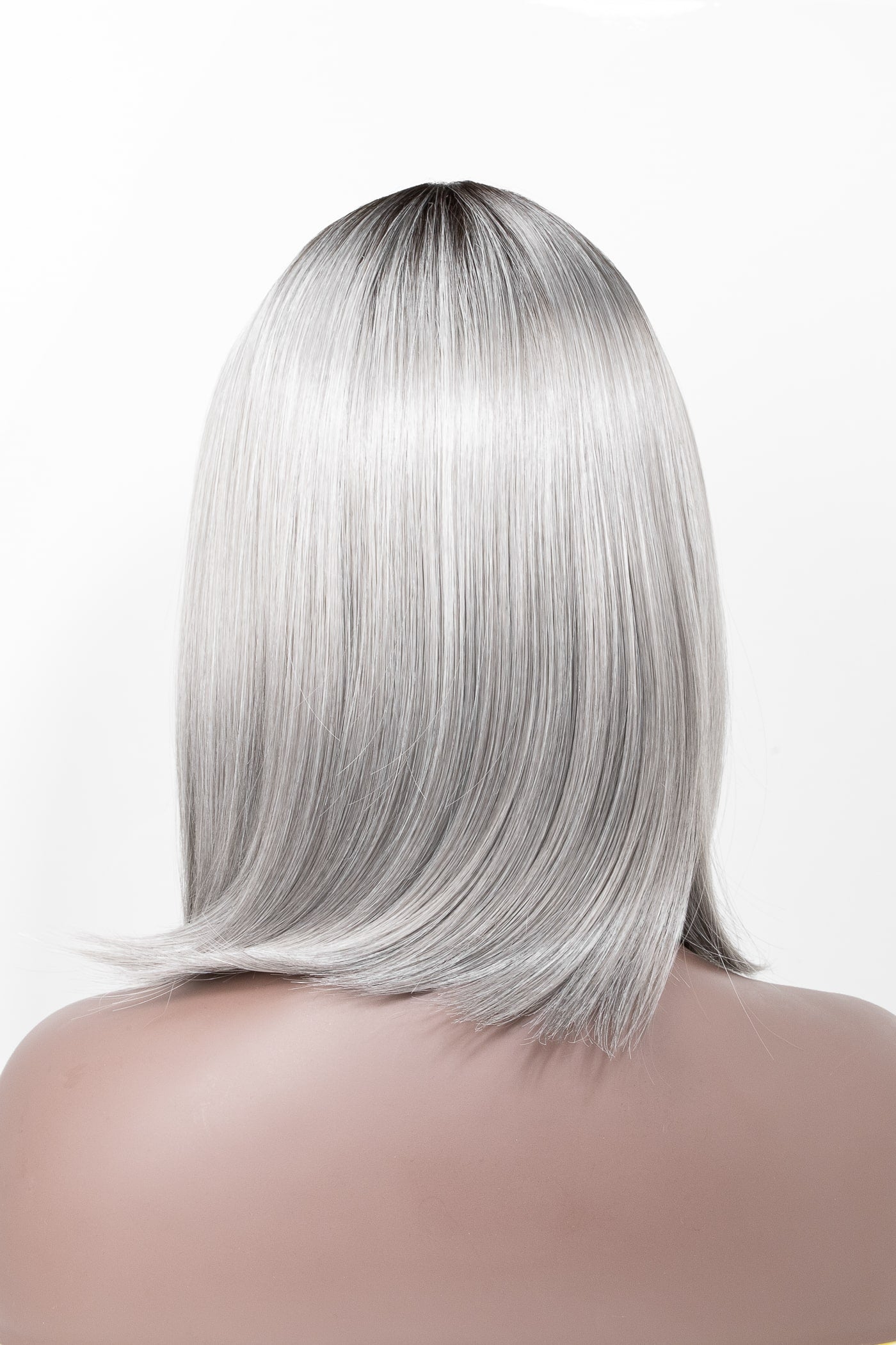 feminin bobfrisyr peruk